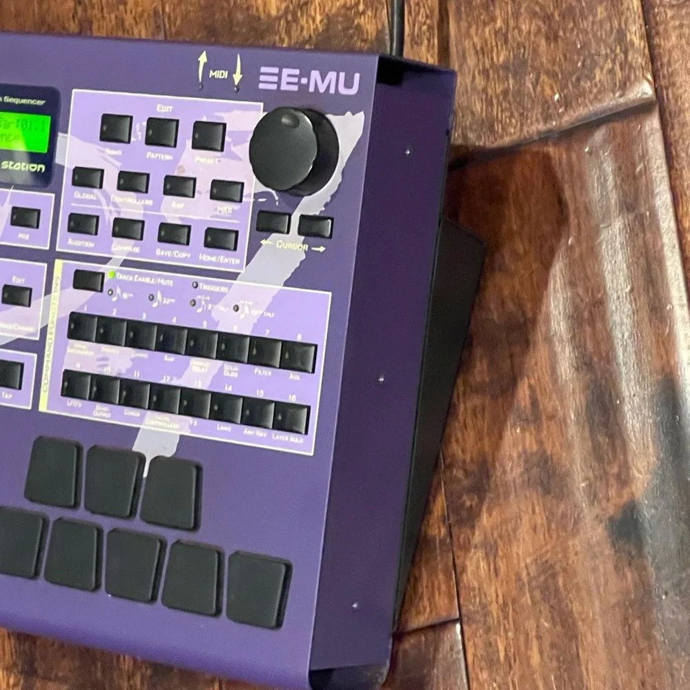 E-MU MP-7 Command Station Groovebox Wilshire Blvd Studios In House Unit